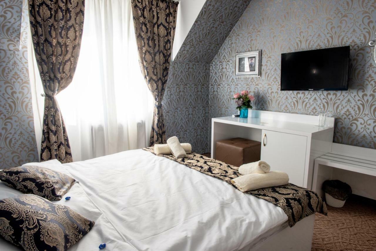 ANTIQUES&GOLD Boutique Hotel Varna Extérieur photo
