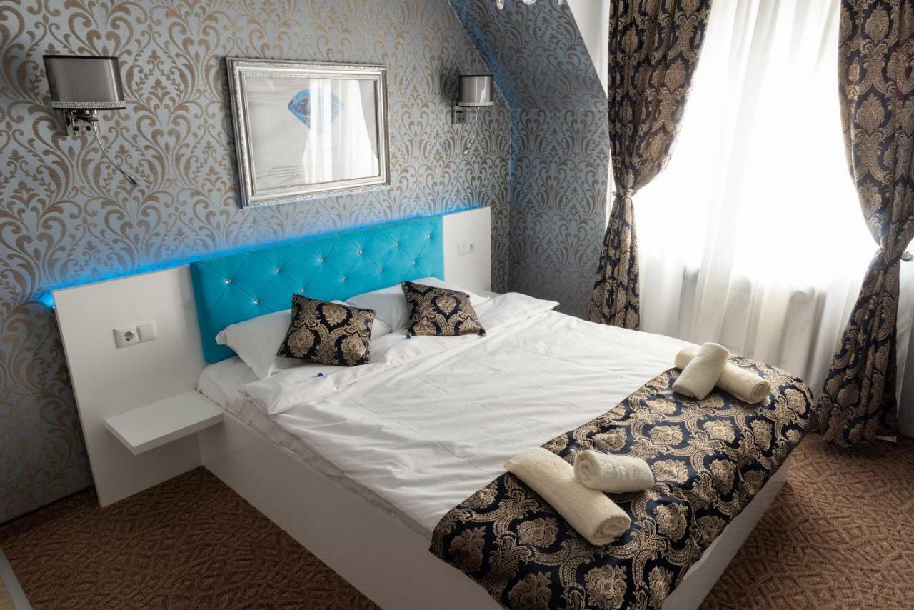ANTIQUES&GOLD Boutique Hotel Varna Extérieur photo